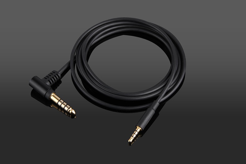 Sennheiser Headphone Momentum 4 - 4.4ミリメートル/2.5ミリメートルに2.5ミリメートルバランスオーディオケーブルゼンハイザー勢い4ワイヤレスヘッドフォン