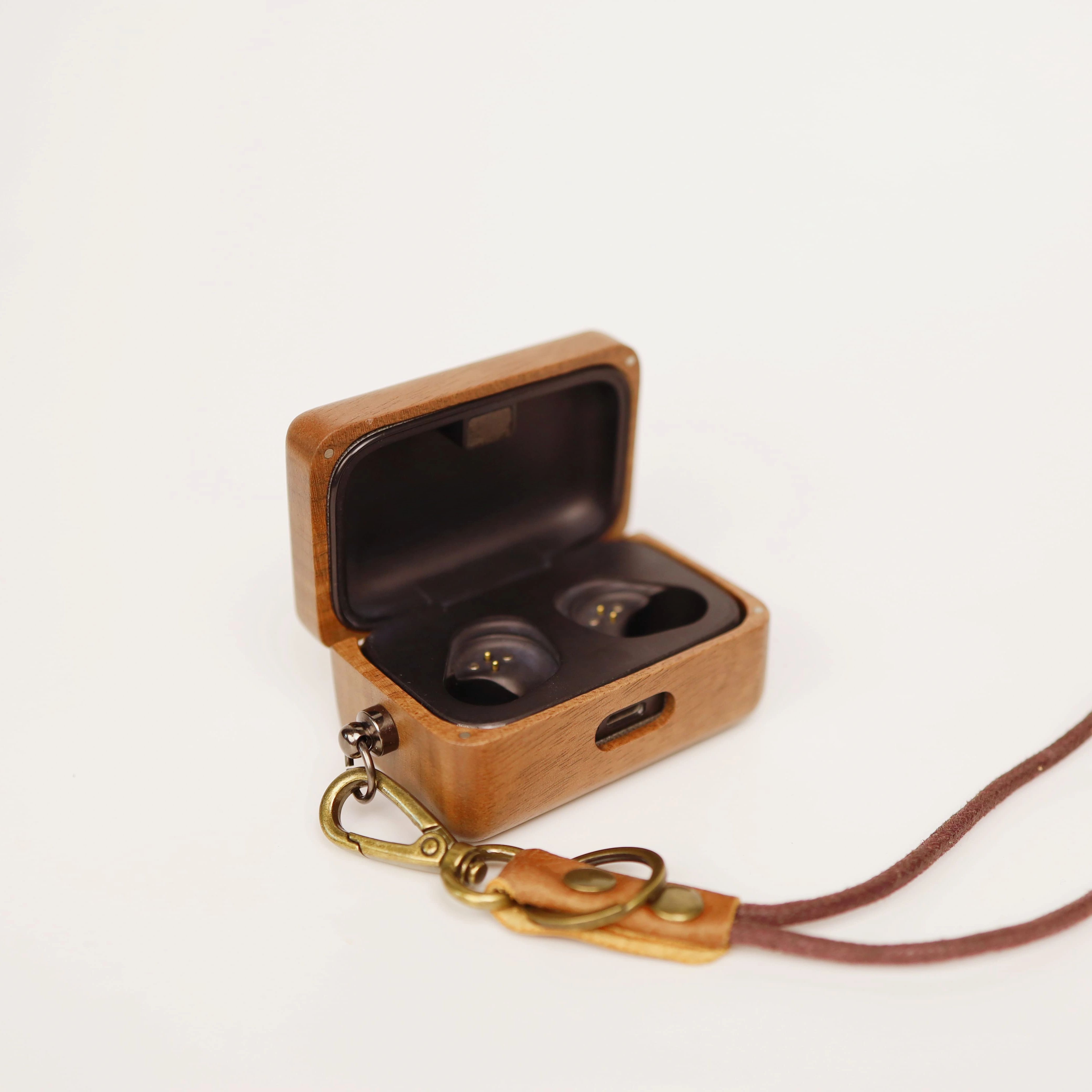 ゼンハイザー MOMENTUM True Wireless  - Sennheiser Headphone Momentum 4 のレビューと価格
